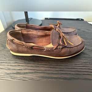 Woman’s Frye Quincy Tie Loafers